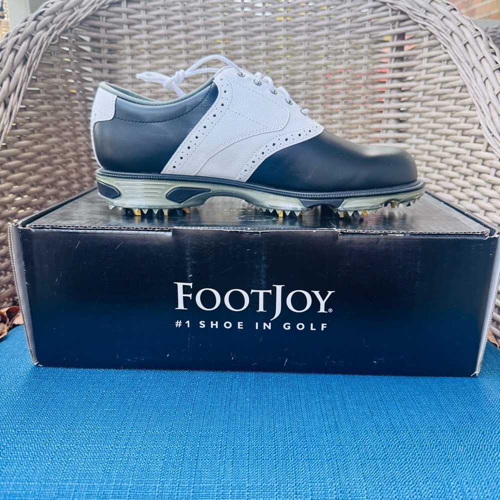 NEW FootJoy MyJoys DryJoys Tour Men’s 8M Golf Shoes Black White Leather Spiked
